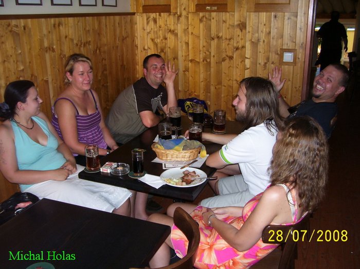 02 Z bava se za  n  rozj  d t na pln  plyn